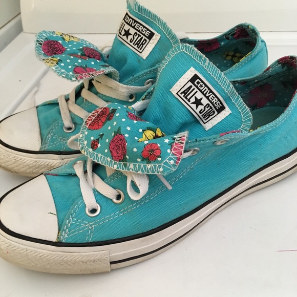 Women’s converse - Picture 2 of 2